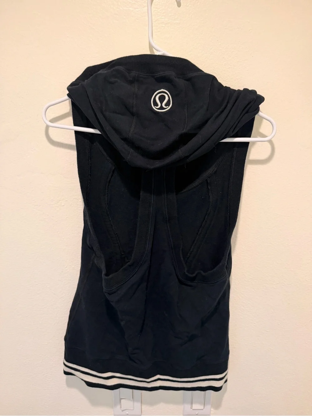 lululemon athletica Black Sleeveless Hooded Tank with White Stripe Hem